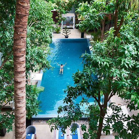 โรงแรมบลูไลม์ พนมเปญ ภายนอก รูปภาพ