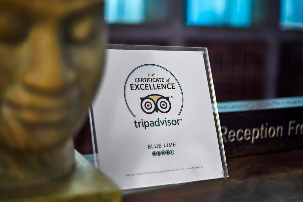 โรงแรมบลูไลม์ พนมเปญ ภายนอก รูปภาพ